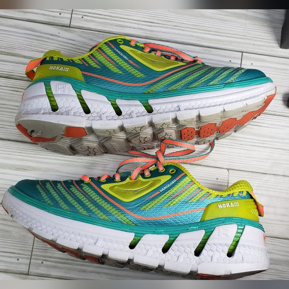 Hoka One One Vanquish size 6.5